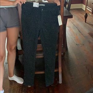 Patterned black jeans